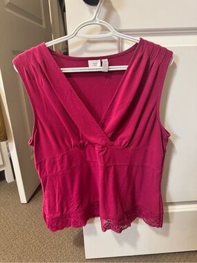 Apt. 9 Fuchsia V-Neck Tank Top